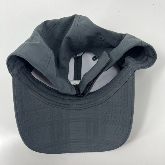 CAPAMERICA Golf Cap - Picture 2 of 5